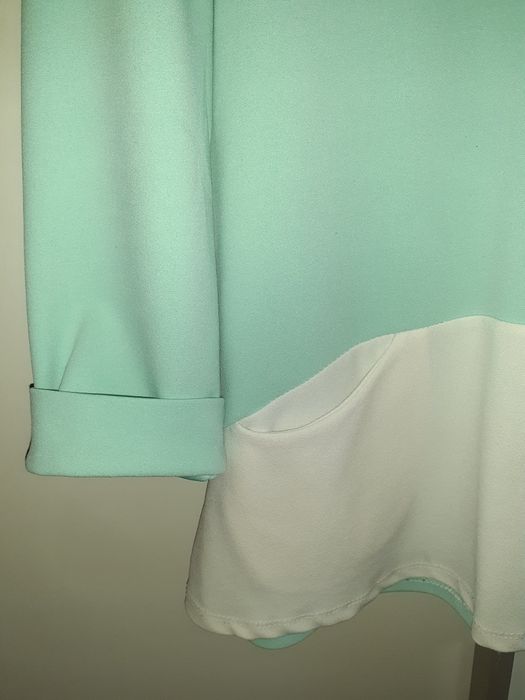 Bluzeczka zielona biala M