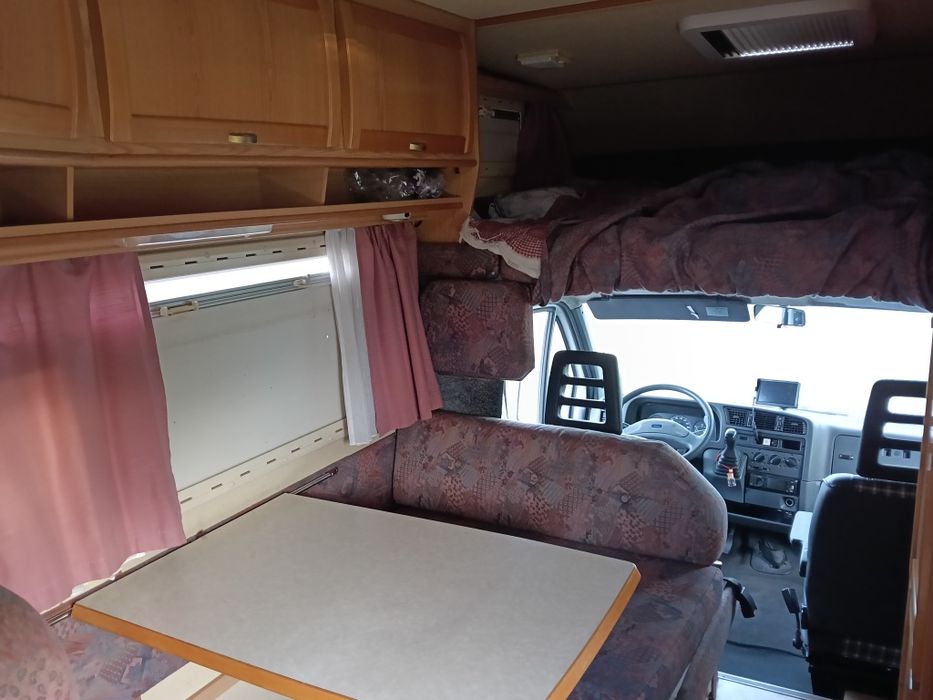 Autocaravana Fiat Ducato AC na célula muitos extras