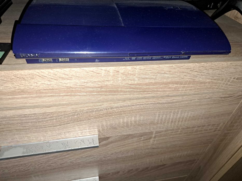 Sprzedam Ps3 super slim Azurite blue 500gb