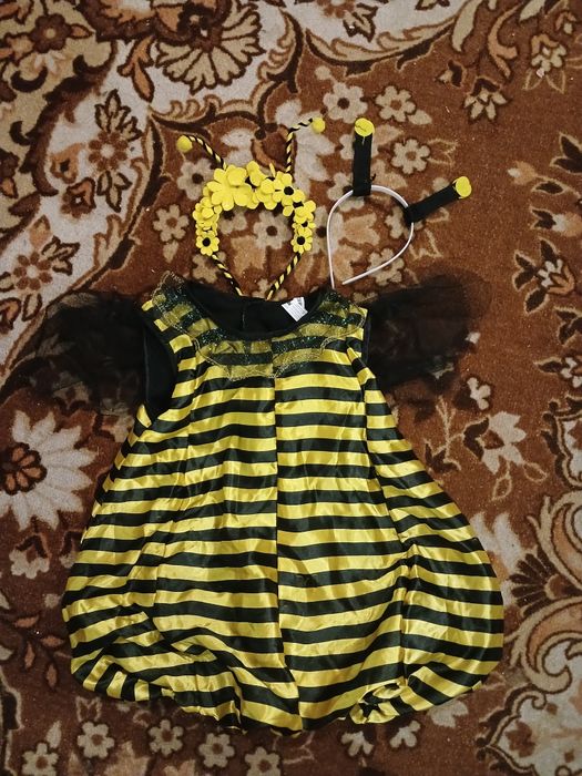 Новорічні костюми для дівчинки