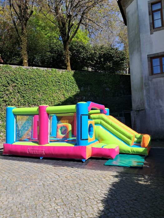 Aluguer de insufláveis