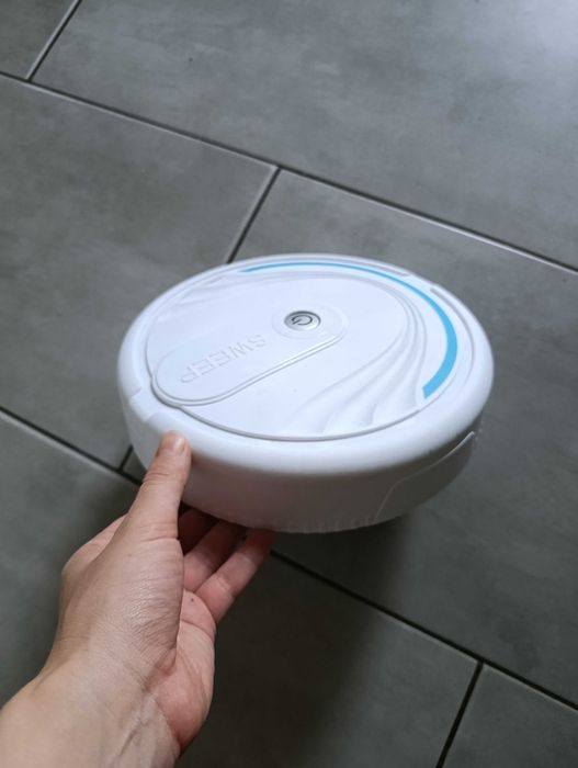 Міні робот пилосос Sweeper Robot (повністю робочий, продаю як іграшку)