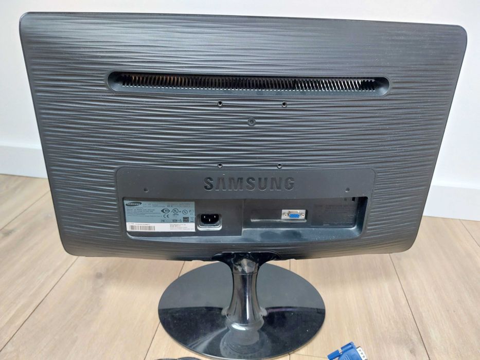 Monitor Samsung 22 cale LED