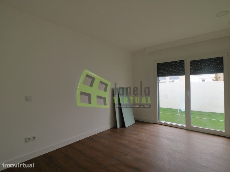 Moradia Isolada Térrea T3 com Piscina - Azeitão