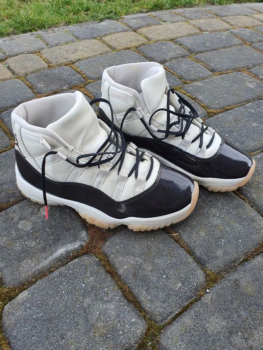 Buty Air Jordan 11 Retro (GS) Białe rozmiar 35,5  stan BDB