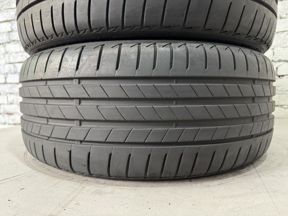 Зимові шини Bridgestone 225/40 R19