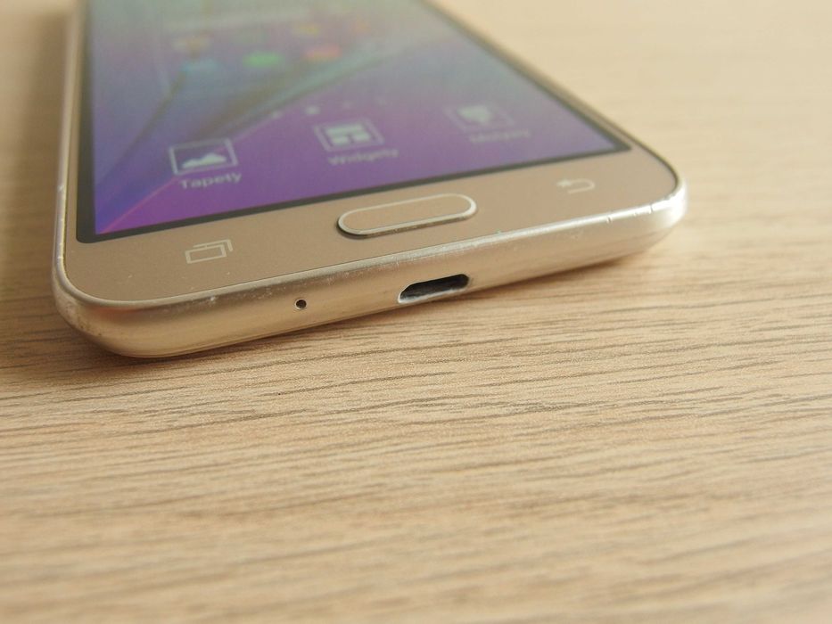 SAMSUNG Galaxy J3 SM-J320FN super amoled NFC android 5.0