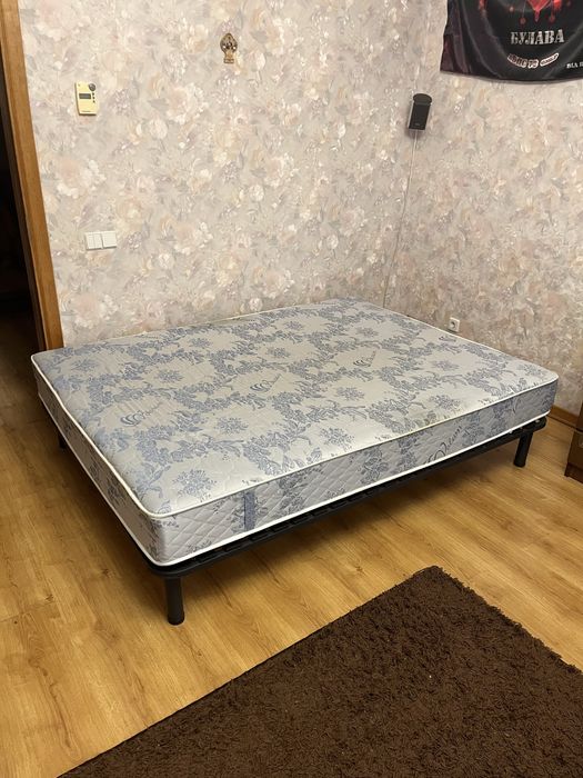 каркас із матрасом 190/140