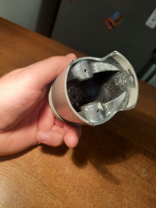 Tłoki ddr 69,45,i k20 mz 250