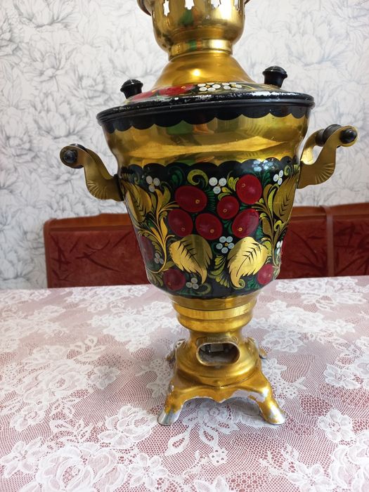 Електросамовар з петриківським розписом