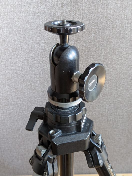 Штатив Manfrotto 055CB + голова Cambo CBH-3