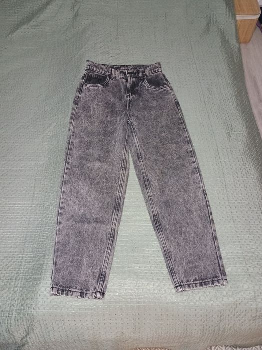 Spodnie dla dziewczynki 134