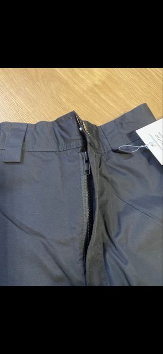 Жіночі зимові штани на утеплювачі. Розмір S. Обхват талії 80–84