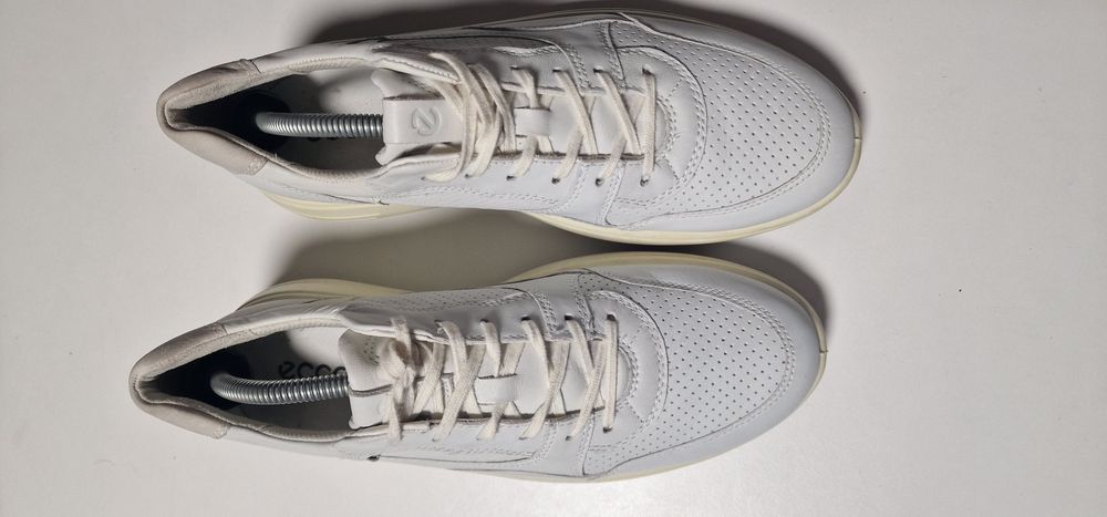 кросовки ECCO Soft 7 42 розмір