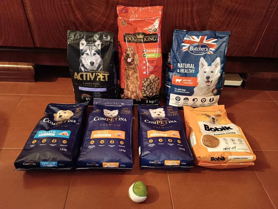 Zestaw 14kg karma sucha dla psa różnych firm + zabawka GRATIS!