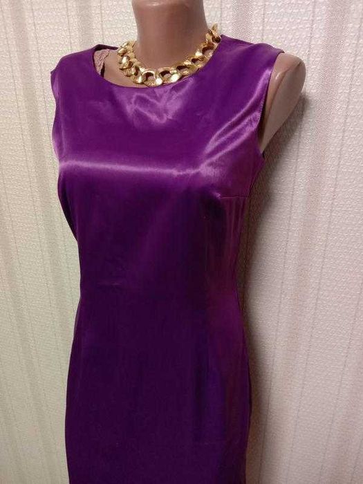 Атласное платье размер s Oodji