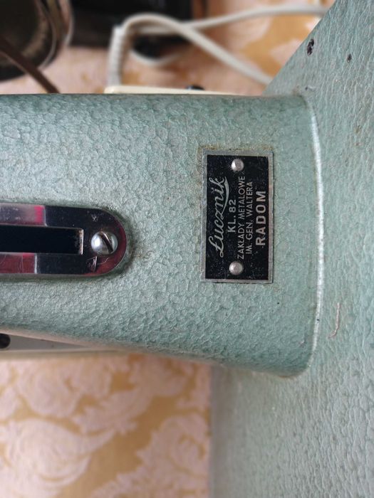 Maszyna do szycia Łucznik elektryczna,używana.