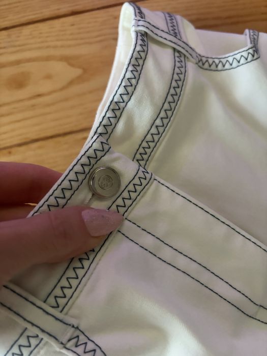 Oryginalne, nowe spodnie Escada 36 okazja