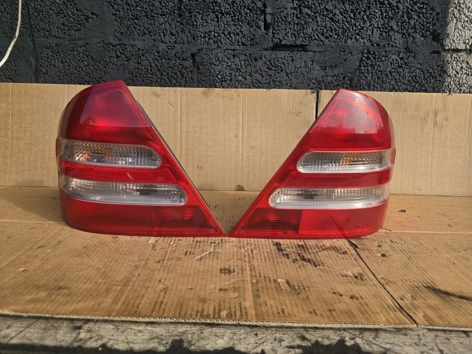 Стоп фанарь ліхтар Mercedes w203