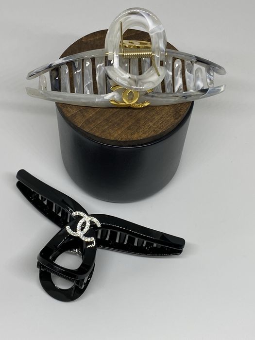 Заколка - краб CHANEL