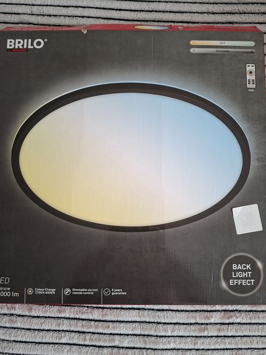 Plafon brilo z pilotem