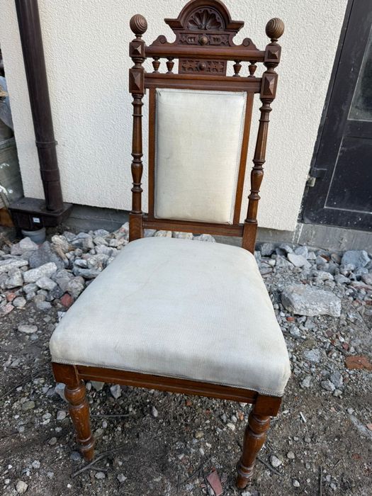 Taborety ,krzesła wyprzedaż.