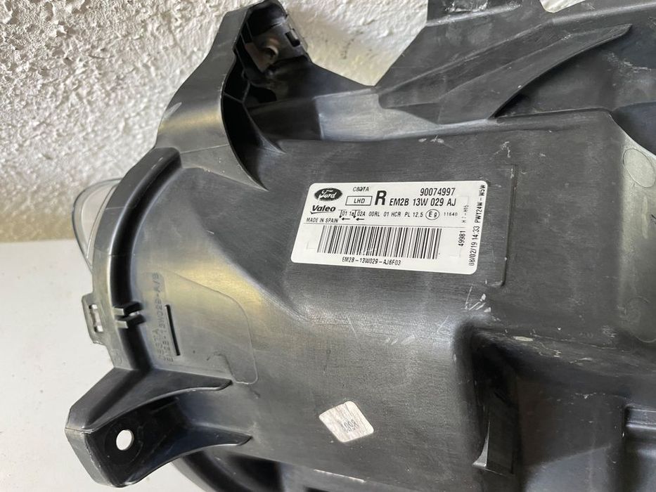 ford s-max mk2 lampa prawa cała soczewka idealna em2b13w029aj reflekt