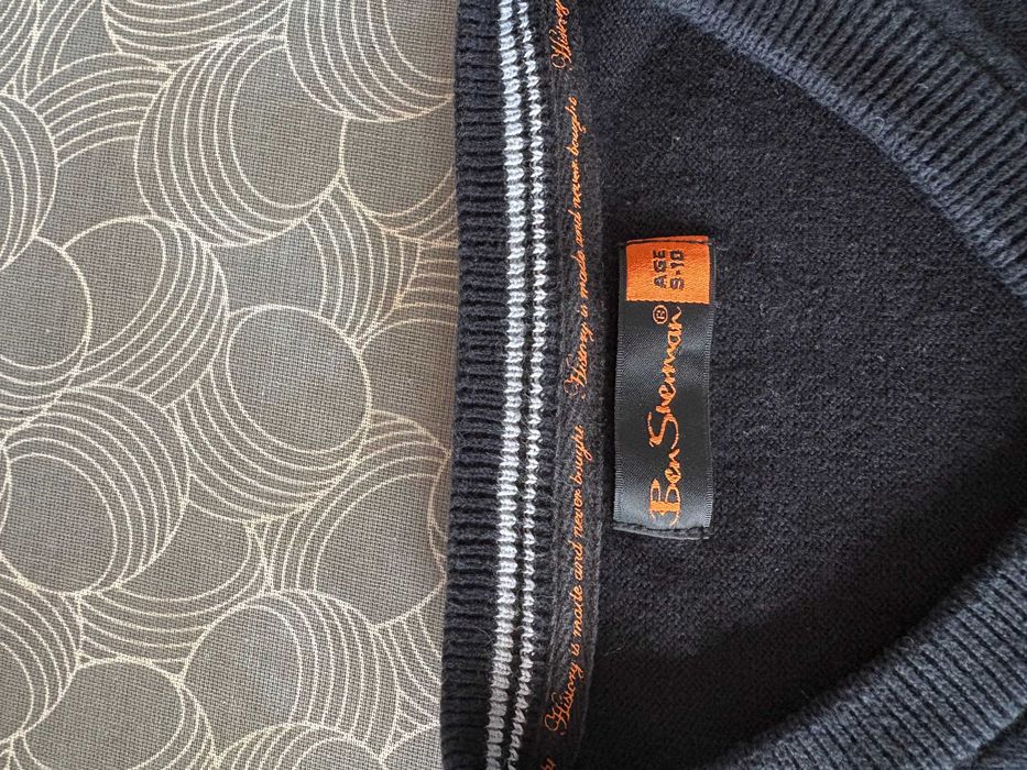 Czarny sweter dla chłopca Ben Sherman rozmiar 9/10 lat, 140 cm