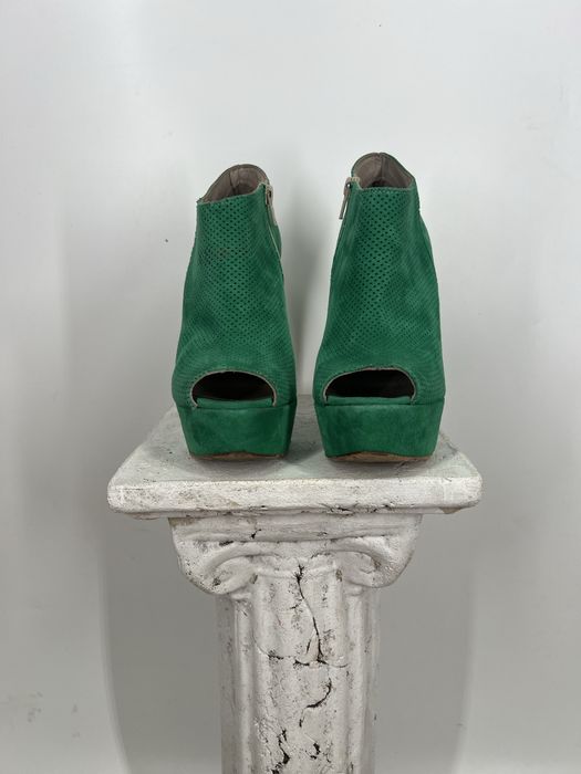 Zielone botki zamszowe na platformie high heels