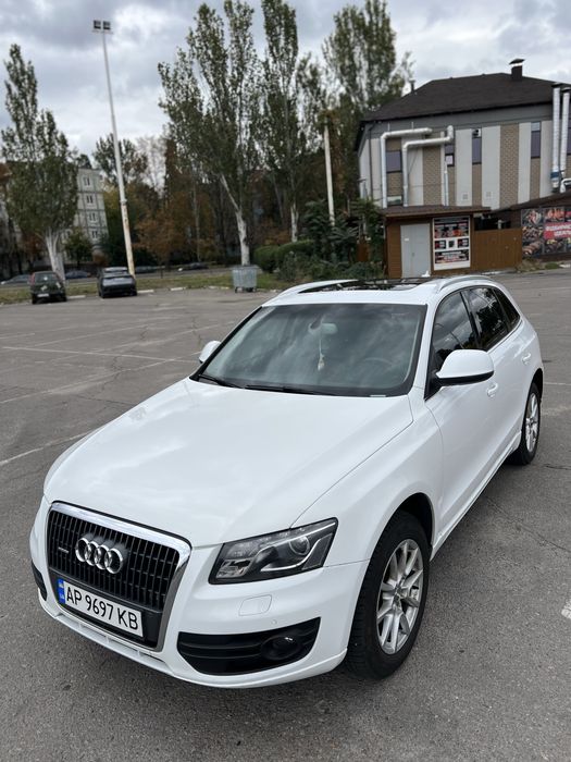 Audi Q5 Premium Plus Quattro