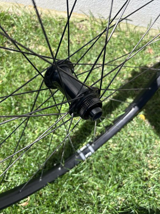 Aro WTB I30 TCS, Cubo Simano