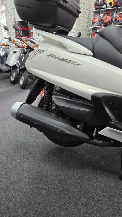 Максі-Скутер Yamaha GRAND Majesty 250 SG15J