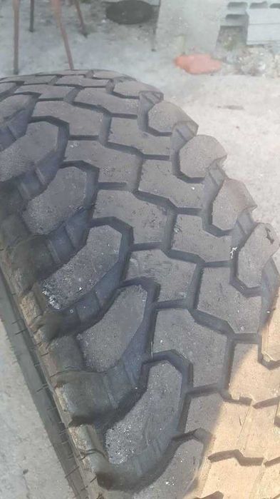Pneus F-MUD 235/75 R15