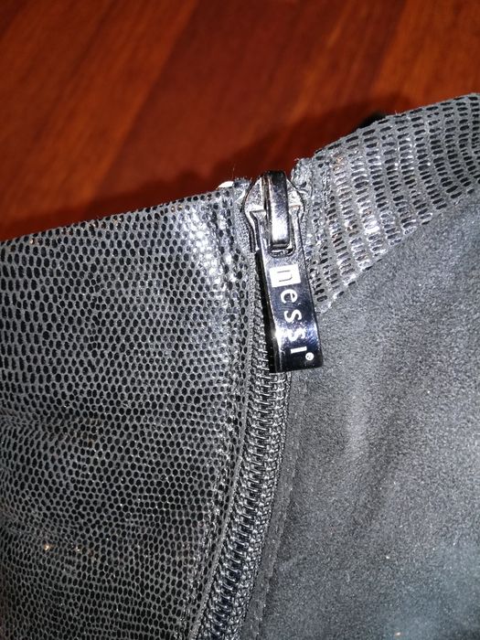 Botki na koturnie Nessi skóra czarne r. 39