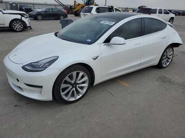 Tesla Model 3 четверть