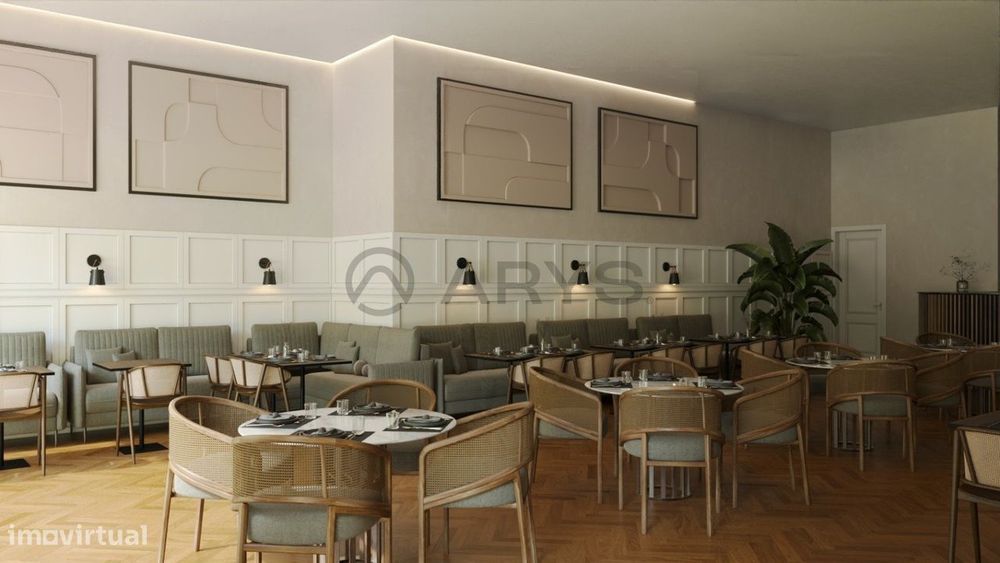 Espaço Comercial Exclusivo | Rua Sá da Bandeira, Porto