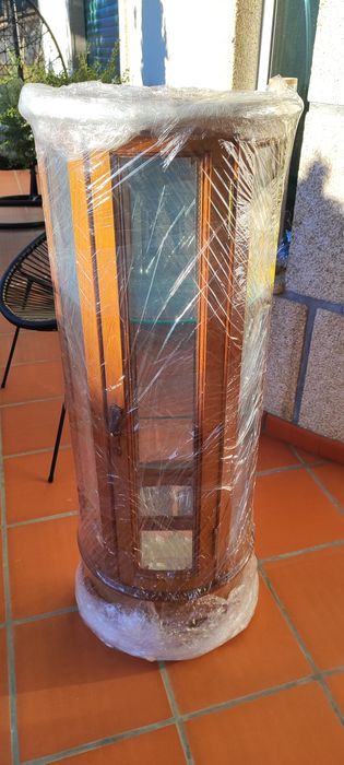 Cristaleira com vidro