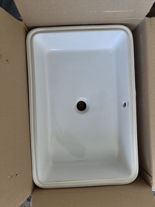 Умивальник Roca новий