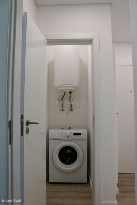 Apartamento T2 Renovado em Marvila – Lisboa