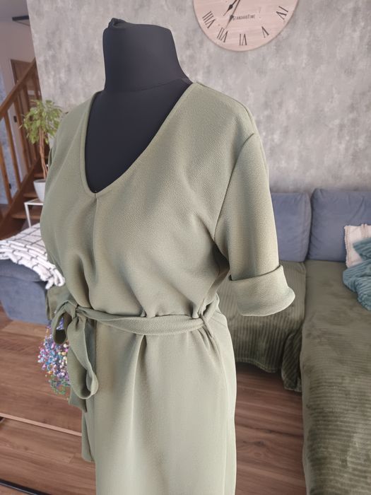 Elegancka sukienka damska r. 38