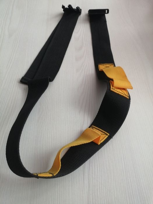 Продам ремеь универсальный.