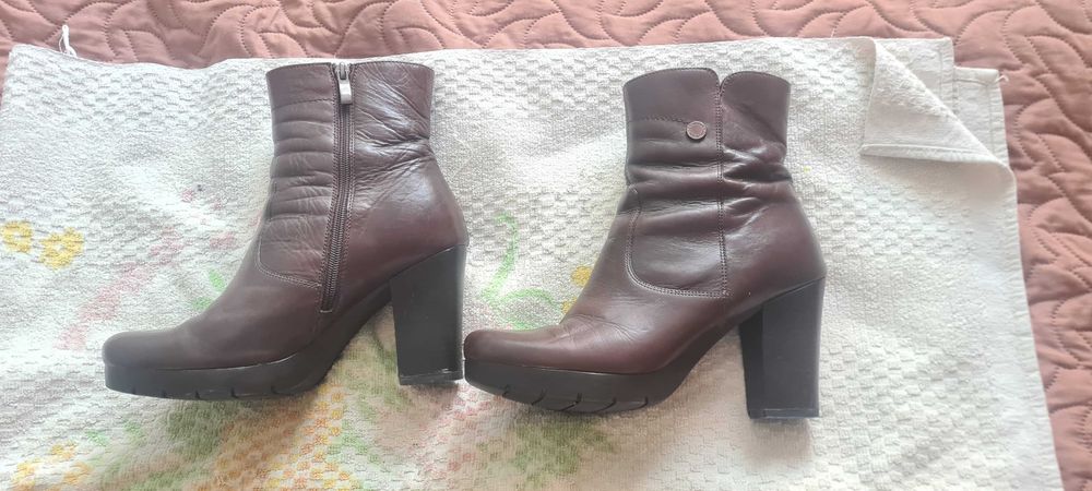 Botki kozaki kozaczki skóra ocieplane  TJ Collection nr 40 idealne?