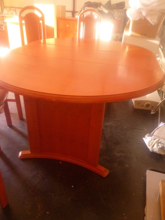 stół rozkładany+ 6 krzeseł skóra lite drewno stylowy Hajnówka b.dobry