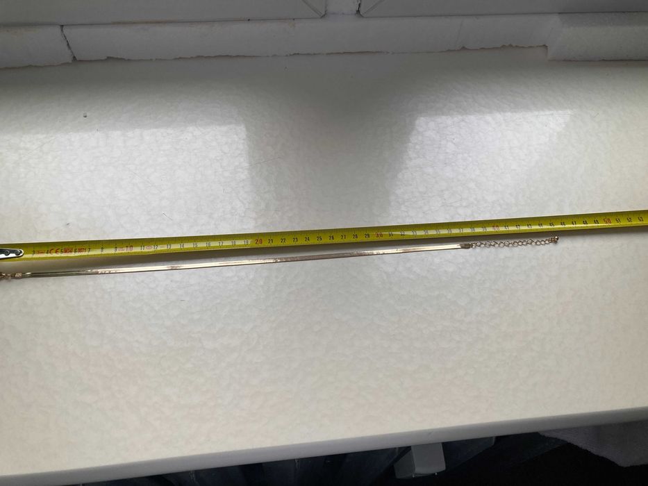 Łańcuszek w kolorze złotym