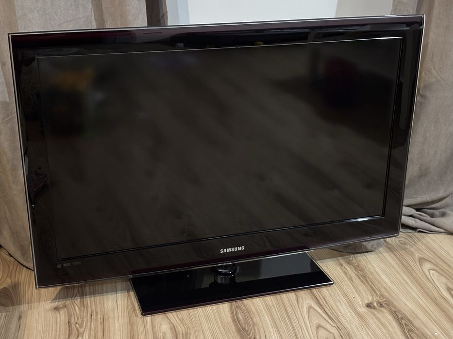 Telewizor TV SAMSUNG 40 cali LE40B551A6W Sprawny