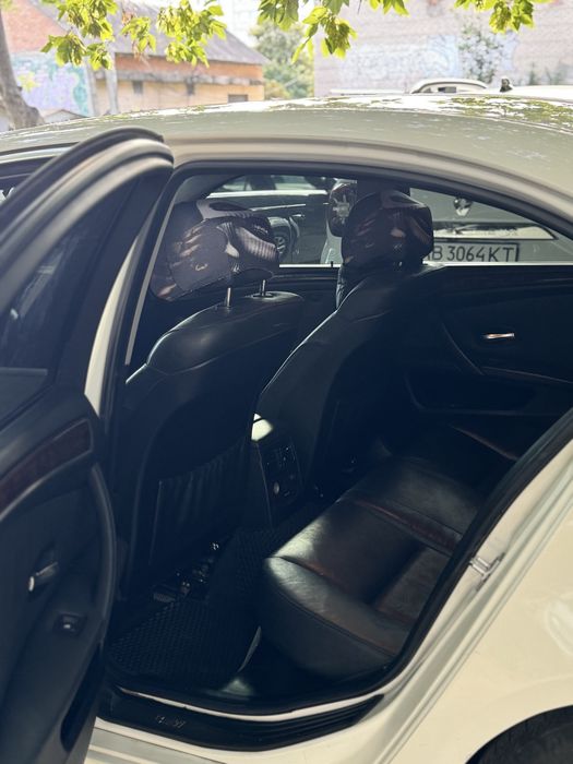 BMW E60 2008 • повністю обслужена•срочно