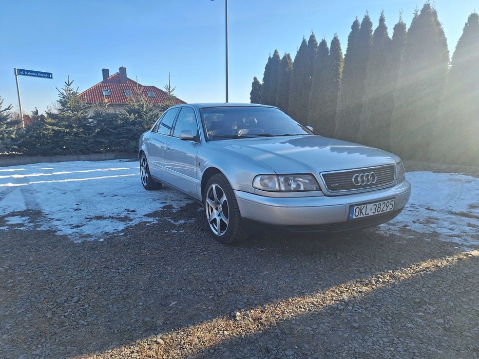 Audi A8 D2 Doinewstowane