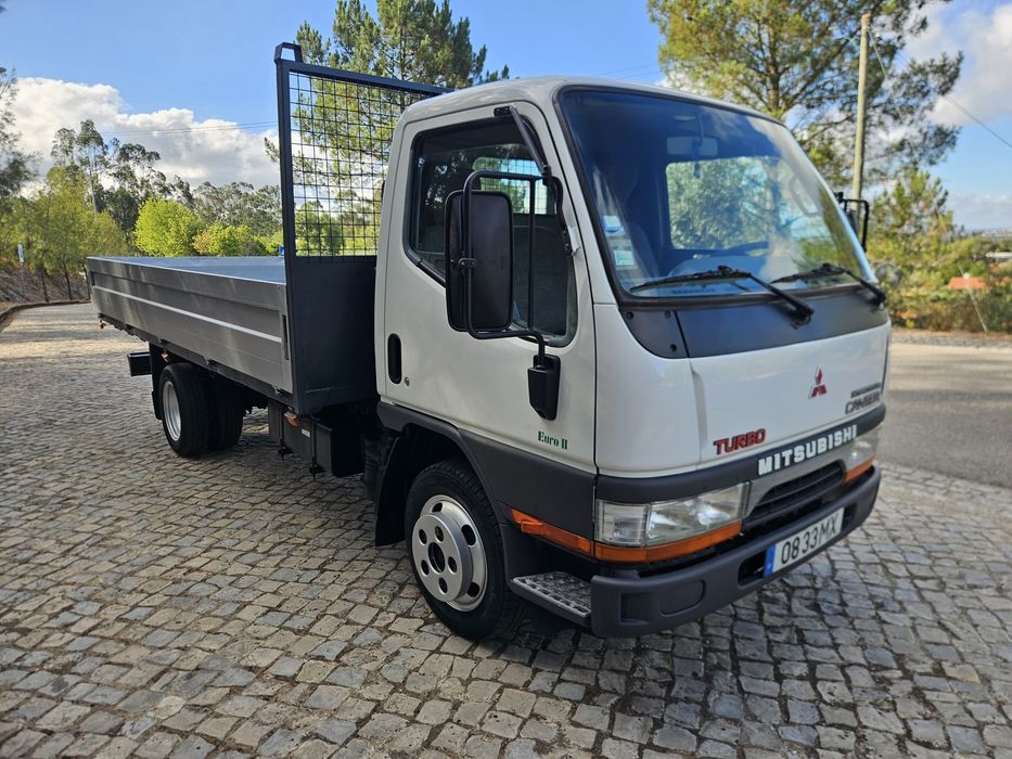 Mitsubishi canter 97 000 kms reais