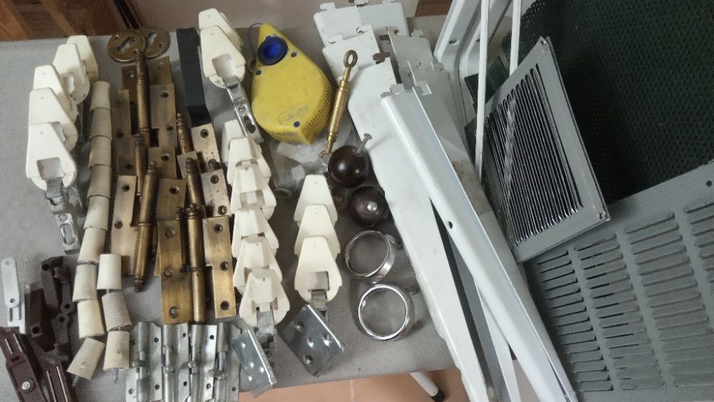 Ferragens + Fechaduras