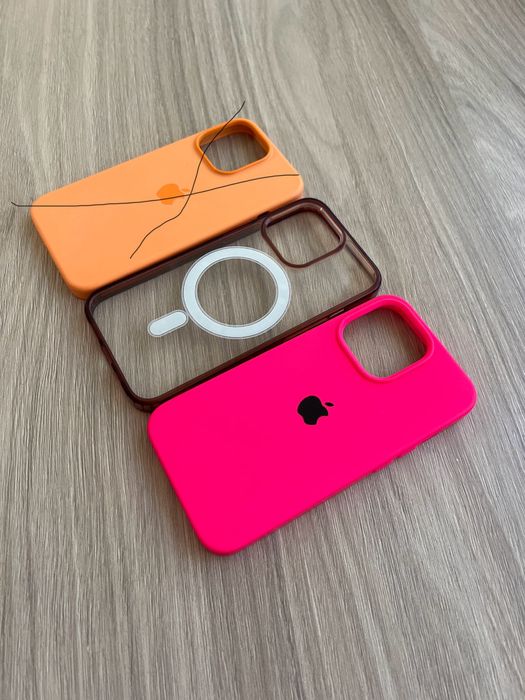 Чехлы для IPhone 13 Pro
